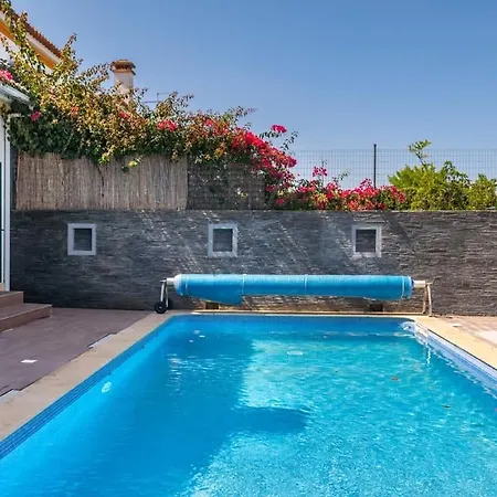 In W Pool&garden Ferienhaus *